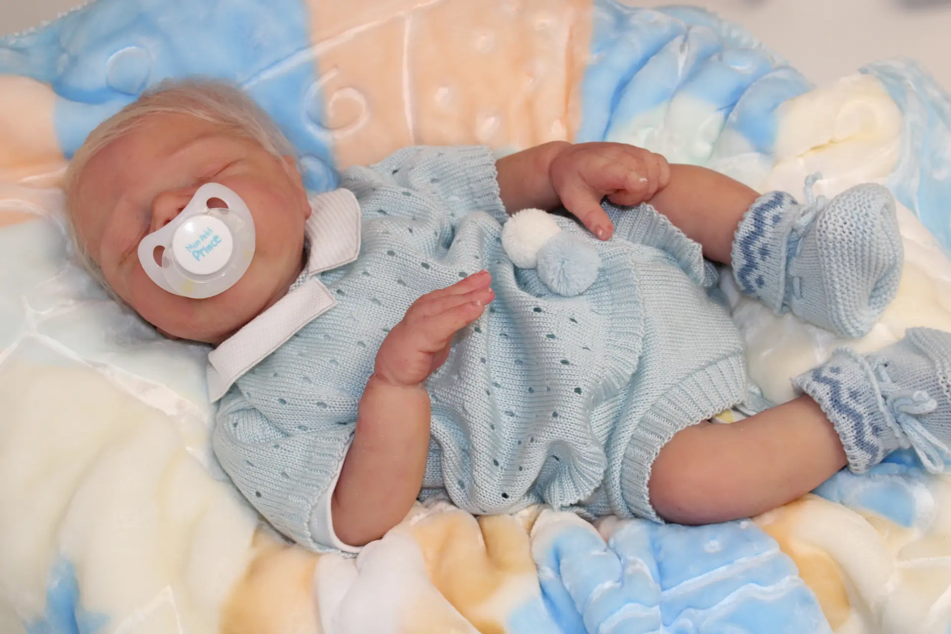 Bébé reborn silicone, modèle Charlotte.