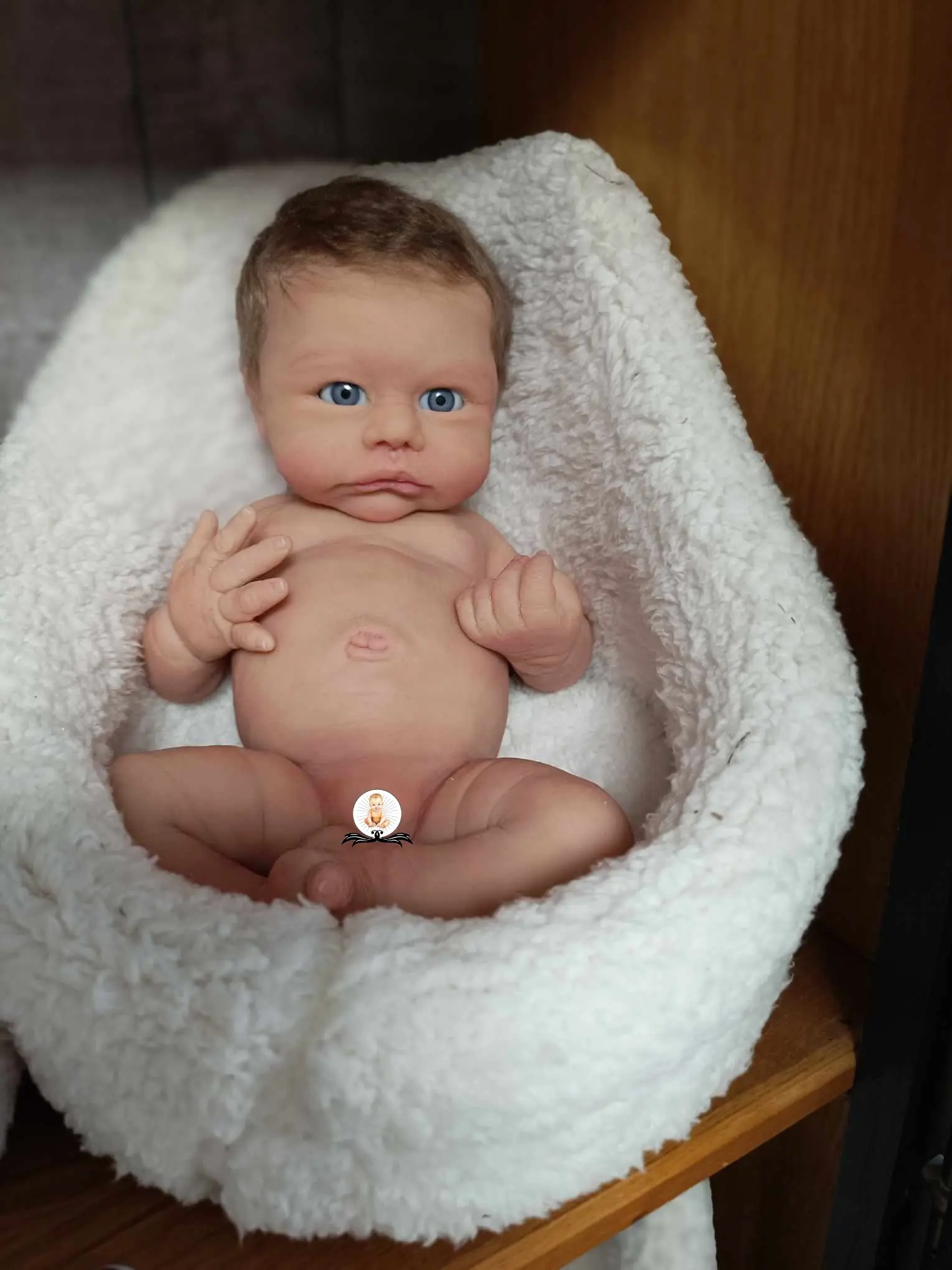 Bébé reborn silicone, modèle Vic